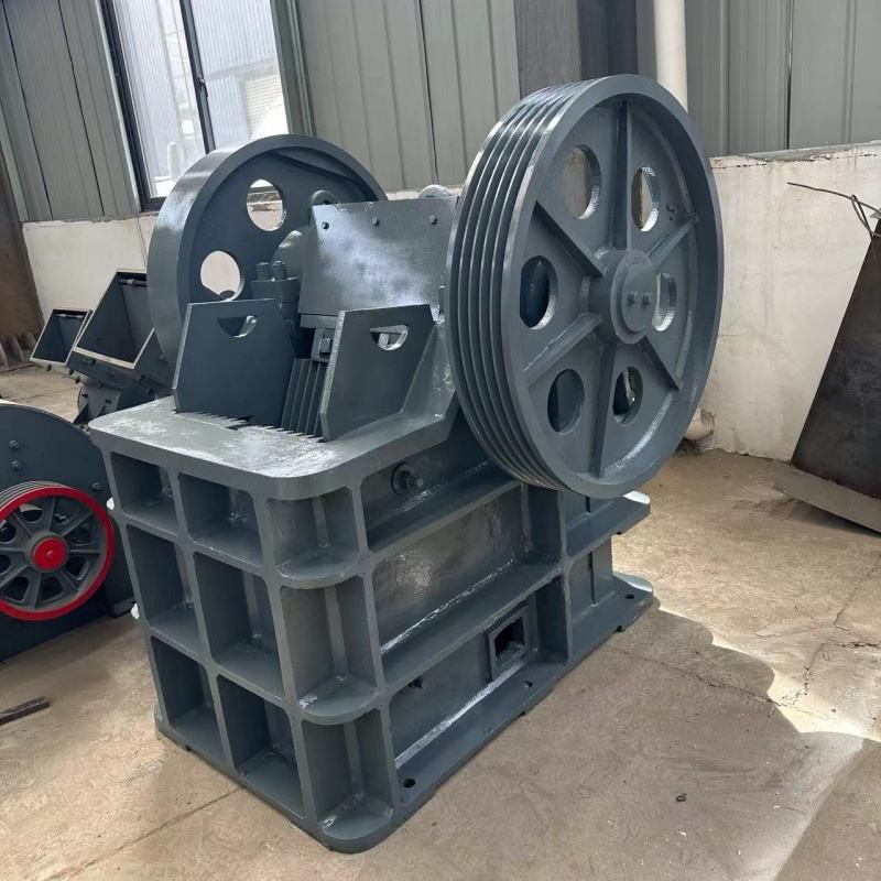 Factory Price Mining Machinery Rock Crusher Machine Portable Mini Small Jaw Crusher